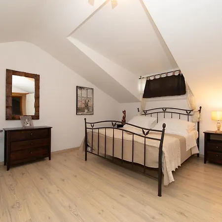 Silva Apartment